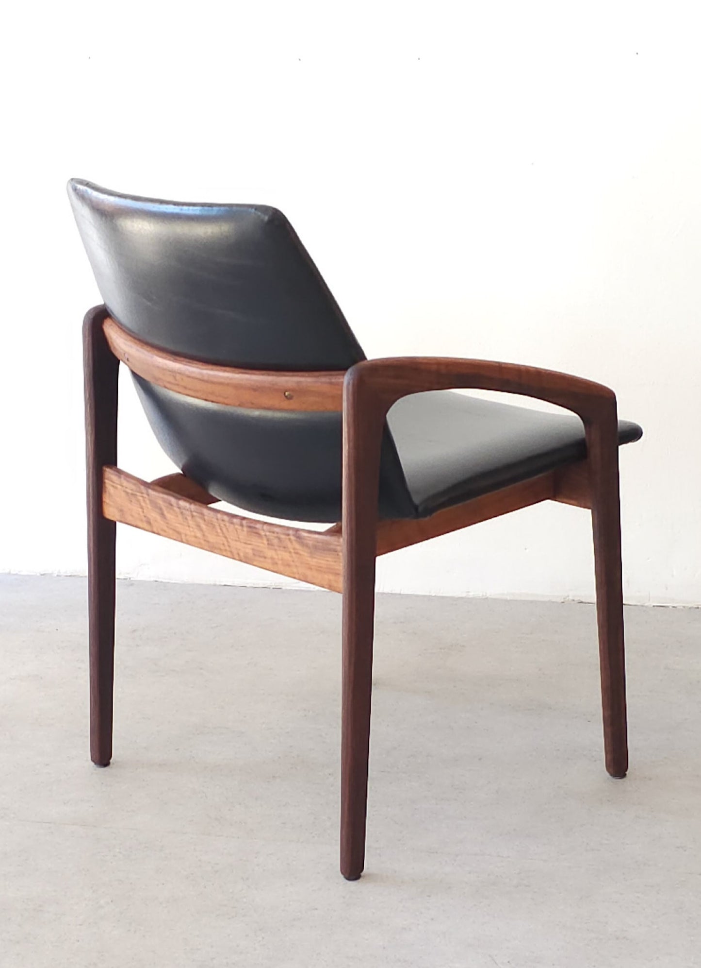 Danish Rosewood Lounge or Office Chair Model 23 by Henning Kjaernulf