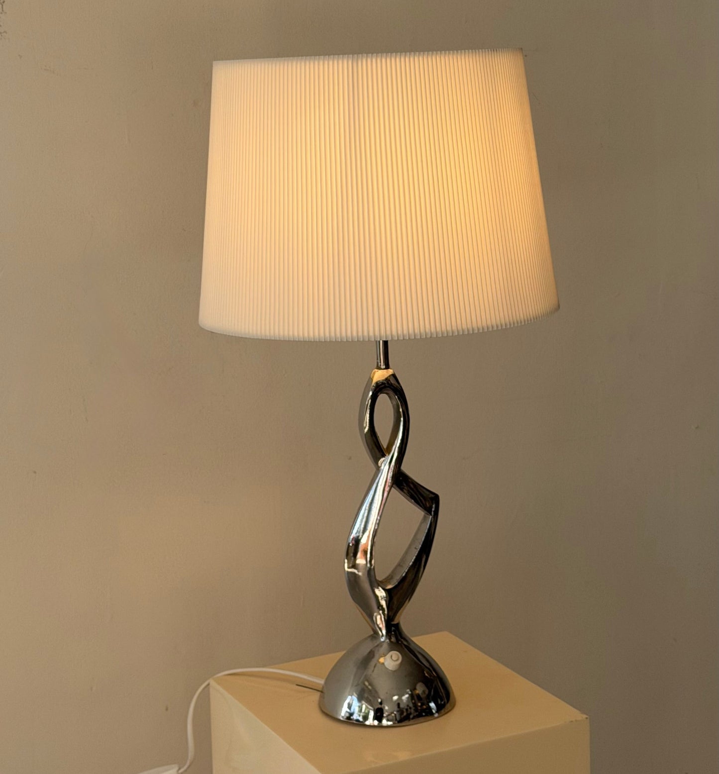 Sculptural Chrome Table Lamp, France, 1970s