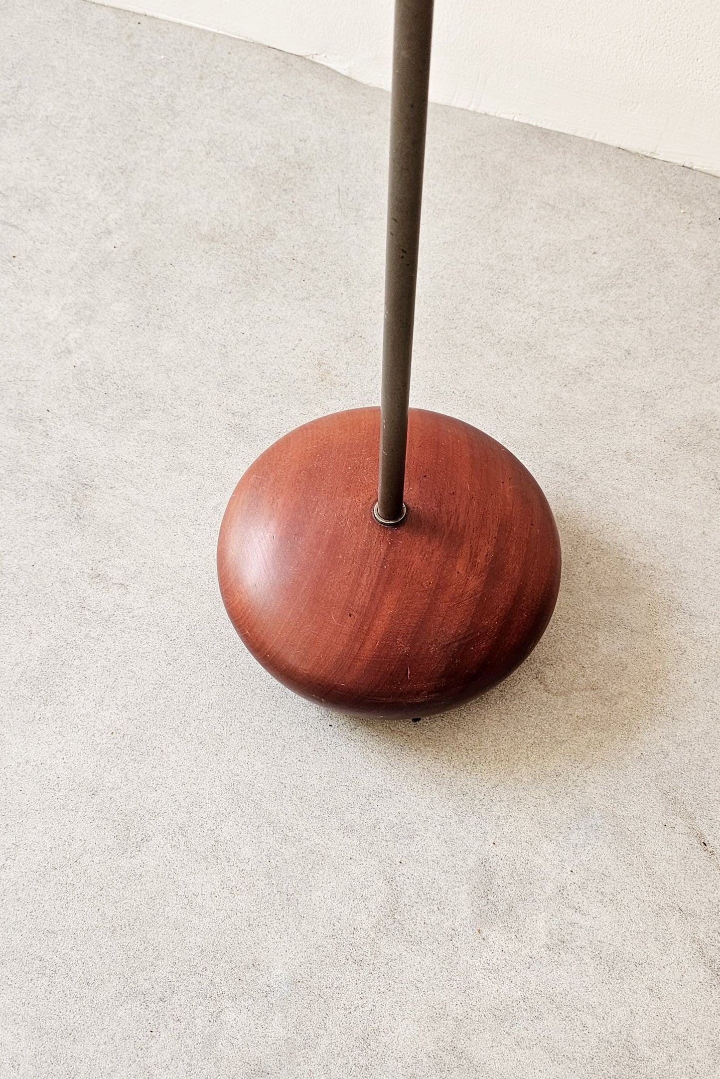 Servul F Floor Lamp by Josep Lluís Xuclà for Arteluce, 1980s